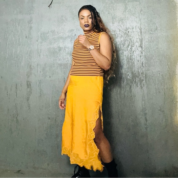 Zara Black and Orange Striped Turtleneck Sweater - Picture 2 of 11